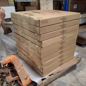 Rak Pajangan Perhiasan 3 Tingkat Persegi Panjang, Kayu MDF Rekayasa, Bingkai Hitam, Meja Pajangan Komersial Berlubang, Dapat Disesuaikan - Product Image 3