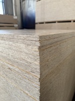 Panneau de toiture OSB 3 de 12 mm certifié FSC EN 300 CE 2+ pour bardage de toiture et construction