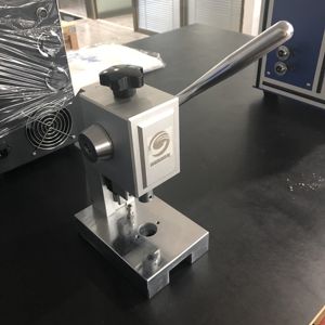 Li יון סוללה אלקטרודה דיסק חותך עיתונות חבטות מכונה - Product Image 4