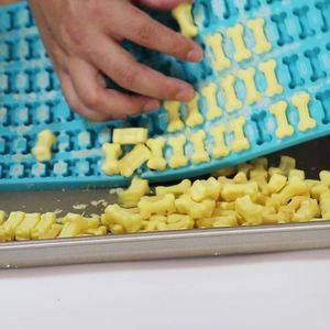 Biscuit Snack Bakeware Mini Pentagonal Fish Dog Bone Heart Shapes Chocolate Mold MakingMat <b>Silicone</b> <b>Rubber</b> Baking Mold - Product Image 4