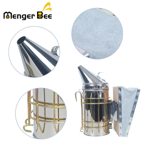 Menger Bee S-1(M) Enfumoir d'apiculture en acier inoxydable Jaune Argent Bleu Argent Moyen pour l'apiculture Origine Henan Neuf Garantie 2 ans - Product Image 3