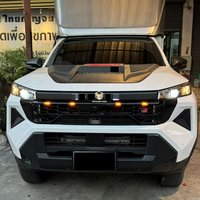 Hilux Travo 2026 Düşük Seviye için Işıklı ve GR Logolu Mat Siyah ABS Ön Araba Izgaraları ile Pikap Kasası Dönüşüm Kiti