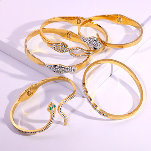 गुड लक वाटरप्रूफ तिरनिश मुक्त गहने 18k सोने की प्लेटेड स्टेनलेस स्टील जोड़े महिला पूर्ण हीरा जिरकॉन नाखून ब्रैसलेट सेट - Product Image 5