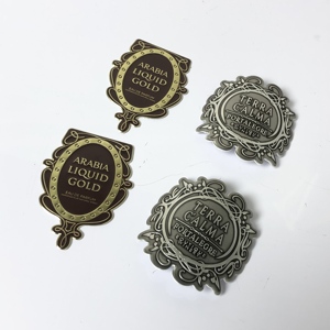 Hot Bán Tùy Chỉnh Không Thấm Nước Vàng Nhôm Dính Sticker Nước Hoa Sang Trọng Thương Hiệu Thiết Kế Chai Mỹ Phẩm Bao Bì Thủ Công - Product Image 1