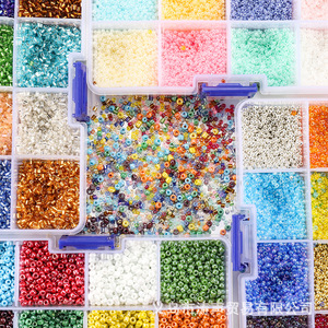 Cuentas de vidrio de 2 mm, 1800 unidades x 8 colores, para hacer joyas, manualidades, suministros de bricolaje en caja - Product Image 5