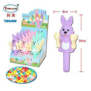 Jouet de boxe en plastique de vente chaude Super Rabbit Fist avec Candy Cheap Toys - Product Image 1