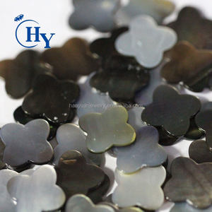 مصنع الجملة قذيفة الطبيعية منحوتة أربع أوراق البرسيم زهرة أم اللؤلؤ الأسود - Product Image 1