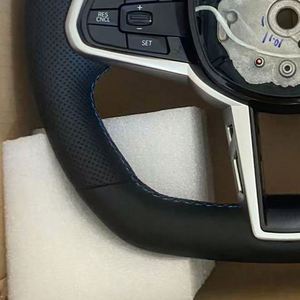 Volant de voiture sport en cuir pleine fleur pour <span class=keywords><strong>BMW</strong></span> X3 G01 X4 G30 G31 G32 G02 G42 G21 G14 M2 G87 M3 G80 M4 G20 <span class=keywords><strong>2022</strong></span> 330i M8 G82 - Product Image 3