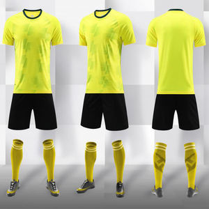 Maillot de football pour homme respirant 100% polyester, nom et numéro personnalisés, impression numérique, col montant, manches courtes, motif uni, équipe - Product Image 3