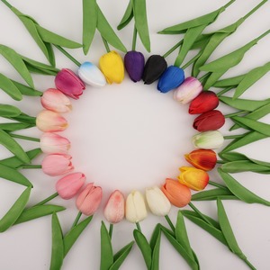 Handmade PU Artificial Tulip Bouquet Gradient Flower Ornament for Home <strong>Decoration</strong> Hot Sale for Graduation Mother's Day Day - Product Image 4
