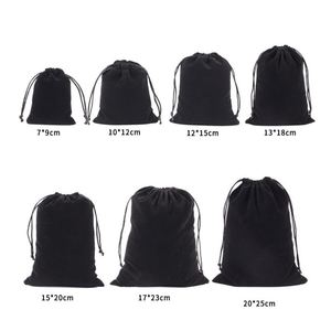 Sac à dos à cordon de serrage pour le rangement et le recyclage, petit sac en velours imprimé, nouveaux sacs en tissu, pochette à parfum, noir ou couleur personnalisable - Product Image 5