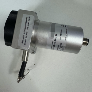 Sensor de Desplazamiento SX50-750-10V-SA12-S2 con Rango de Medición de 750 mm, Señal de 0-10 V, Codificador de Cable - Product Image 1