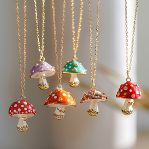 Suxuan Jewelry Odm Original Lovable Mushroom Pendant Collier en acier inoxydable zircon émaillé de haute qualité Plaqué or 18 carats Juif - Product Image 3