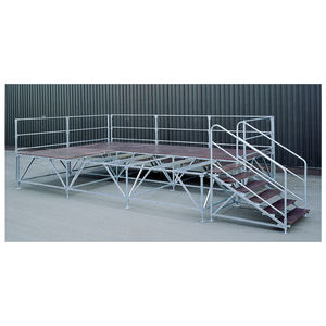 Système de mise en scène modulaire CETA STAGE '95 de fabrication italienne Plate-forme Taille personnalisable Marque Protection Corrosion Sports Entertainment - Product Image 1