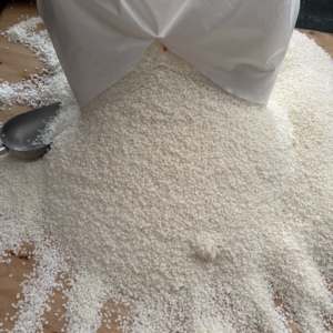 Miscela Premium Personalizzata di <span class=keywords><strong>Soia</strong></span> e Cera d'Api, Rapporto Ottimizzato per una Miscelazione Fluida, Perfetta per la Realizzazione Artigianale di Candele - Product Image 2