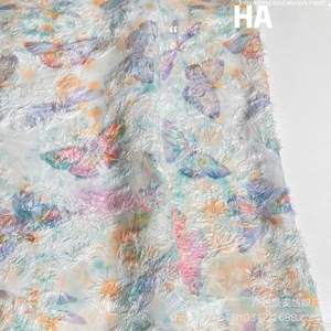 Tela de algodón con estampado digital de mariposas en acuarela para vestidos, camisas y ropa informal - Product Image 5