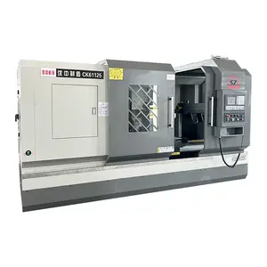 מכונת מחרטה של מותג שנג'ונג cnc CK61125 עם מסילת מנחה 755 מ""מ ומקדח ציר גדול 130 מ""מ CK61140 CK61160