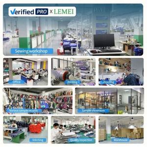 Trousse de Maquillage Imperméable Personnalisée et Tendance avec Fermeture Éclair en PVC Transparent et Motif Lettres pour Kit de Toilette de Voyage - Product Image 6