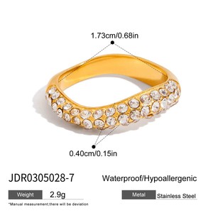 Bague élégante européenne et américaine en zircon, en acier inoxydable, forme géométrique, plaquée, pour femme, luxe léger - Product Image 5