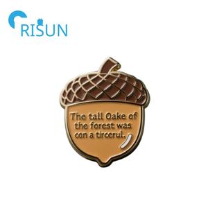 Fabricación personalizada otoño cono broche lindo dibujos animados Bellota Pino solapa pines insignia - Product Image 4