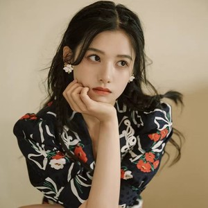 ต่างหูแบบติดหูสไตล์ฝรั่งเศส ดีไซน์เก๋ไก๋ ประดับมุกเทียมรูปดอกพุด สำหรับผู้หญิง สไตล์ป่าไม้ สวยสง่า ดีไซน์เฉพาะตัว ของขวัญสุดประณีต - Product Image 5