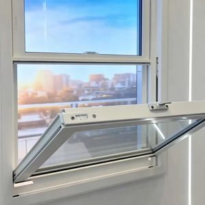 หน้าต่าง UPVC 82 แบบเปิดเอียงและหมุนได้ ทนทาน ดีไซน์กันแดดและกันฝน เหมาะสำหรับระเบียงและงานติดตั้งหน้าต่างอื่นๆ - Product Image 4