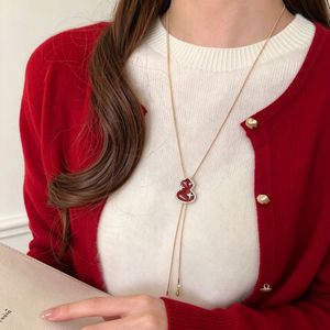 Retro Pull Out Red Gourd Tassel Necklace For Women Long Sweater Chain Fashionable Daily Wear Accessory - Product Image 3