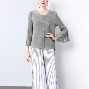 PY Primavera - Cárdigan Elegante y Transpirable para Mujer, Estilo Coreano, con Pliegues, Cuentas y Mangas Acampanadas, Holgado e Informal - Product Image 4