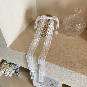 Pinza para el cabello con lazo de encaje blanco, dulce y femenina, accesorio para el cabello con cinta larga de hadas, pinza para el cabello de encaje etéreo, súper bonita! - Product Image 3
