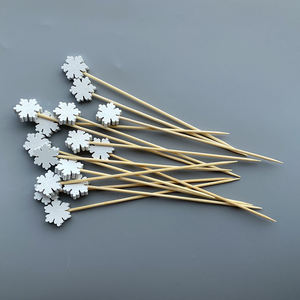 Bâtonnets en bambou jetables en forme de flocon de neige de Noël, personnalisables, pour décorer les gâteaux et les boissons - Product Image 6