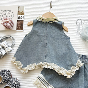 Completo Estivo per Bambine 2026: Top in Denim con Volant e Pantaloncini con Bordo in Pizzo, Set Casual Due Pezzi - Product Image 5