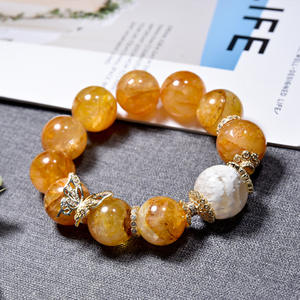 สร้อยข้อมือรักษาสีสำหรับผู้หญิงลายดอกไม้เหงือกสีเหลืองหินธรรมชาติผีเสื้อเกล็ดหิมะ - Product Image 1