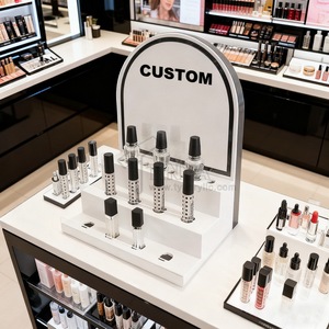Exhibidor de Acrílico de Lujo para Productos de Cuidado de la Piel, Exhibidor de Cosméticos Premium para Tiendas, Estante de Exhibición con LED Personalizado, Fabricante de Exhibidores de Perfumes - Product Image 6