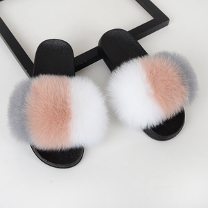 Pantoufles en fausse <span class=keywords><strong>fourrure</strong></span> végétaliennes pour femmes Diapositives floues Sandales moelleuses Pantoufles d'intérieur et d'extérieur à bout ouvert - Product Image 3