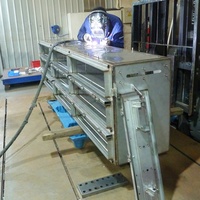 Service d'atelier de fabrication sur mesure de tôlerie, pièces en acier inoxydable, découpe laser, soudure de structures, usine directe de métal