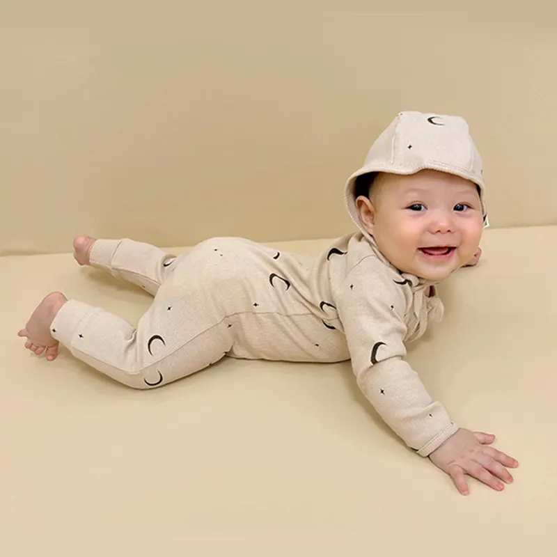 Bio-Baumwolle Bambus-Bekleidung Kleinkind-Pjama heißer Verkauf eng individuell für neugeborene Babys Mädchen Herbst Baby-Jumpsuit