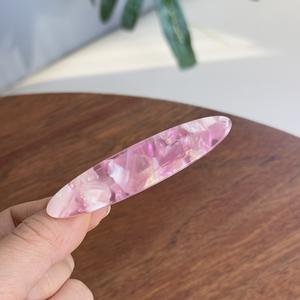 Pinza de Pelo Acrílica de Color Pastel al por Mayor, Diseño de Barra Larga con Estilo Fresco, Aspecto Dulce y Lindo - Product Image 6