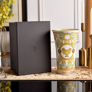 Vase en céramique de luxe en forme de V, vase à fleurs séchées, tigre, salon, décoration d'intérieur simple et créative - Product Image 3