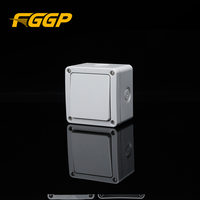 Prise murale extérieure en plastique blanche industrielle étanche IP66, 1 interrupteur, 1 prise, avec ports USB-A et USB-C, auto-mise à la terre, CE, 13A, 110V-250V