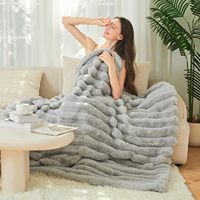 Couverture Bulle Moderne Douce et Confortable en Fourrure de Lapin pour l'Hiver
