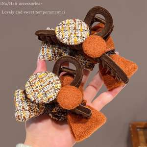 Clip à <span class=keywords><strong>cheveux</strong></span> en cuivre fait main vintage avec nœud papillon, élégant clip à <span class=keywords><strong>cheveux</strong></span> pour <span class=keywords><strong>femme</strong></span>, clip à <span class=keywords><strong>cheveux</strong></span> de style requin haut de gamme - Product Image 1