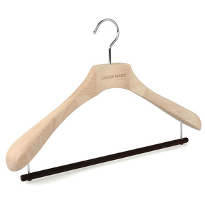 Cintre à costume en bois brut de qualité supérieure <span class=keywords><strong>LINDON</strong></span> avec barre en velours antidérapante - Product Image 4