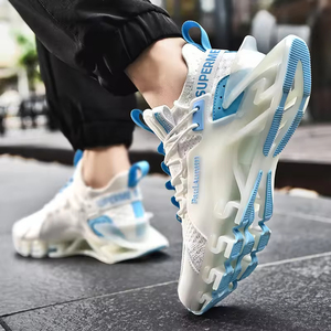 รองเท้าวิ่งผู้ชายแฟชั่นกันลื่น รุ่นใบมีด ไซส์ใหญ่ ทนทาน ระบายอากาศดี รองเท้าลำลองใส่เดินเล่นเล่นกีฬา ผ้าตาข่าย EVERGREEN - Product Image 5