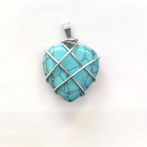 Pendentifs en pierre enroulés de fil en forme de cœur-Breloques en pierres précieuses naturelles avec conception de cage en métal pour la fabrication de bijoux - Product Image 6