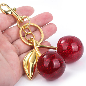 Llavero de Navidad portátil de moda colgante de fruta de cristal con purpurina de cereza creativa de lujo para <span class=keywords><strong>mujer</strong></span> <span class=keywords><strong>americana</strong></span> europea - Product Image 2