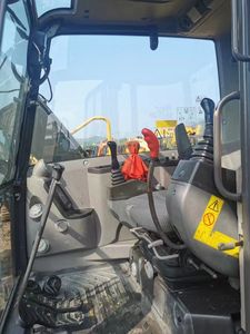 Excavatrice VOLVO EC80D EC80 d'occasion, 8 tonnes, moteur à faibles émissions, certifiée, prix réduit, machinerie lourde de construction japonaise - Product Image 6