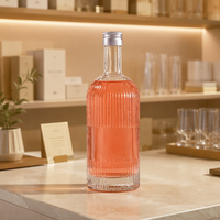 Bouteille en verre côtelé transparent avec bouchon à vis, récipient rond pour boissons, idéal pour la maison et l'affichage en magasin