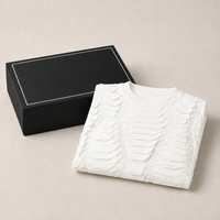 Robe Courte Tricotée Blanche Sans Manches à Motif Écailles de Poisson Coupe Slim Évasée Élégante Décontractée pour Femme – Collection Été 2026