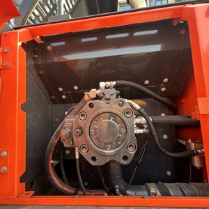 Excavatrice sur chenilles Doosan DX300LCA d'occasion, 30 tonnes, d'origine coréenne, hydraulique, bon état, en stock - Product Image 5