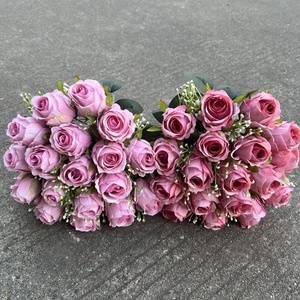 Nuevo estilo de ramo de <span class=keywords><strong>rosas</strong></span> con 18 cabezas, <span class=keywords><strong>dulces</strong></span> flores para llevar en la mano, flores para boda - Product Image 3